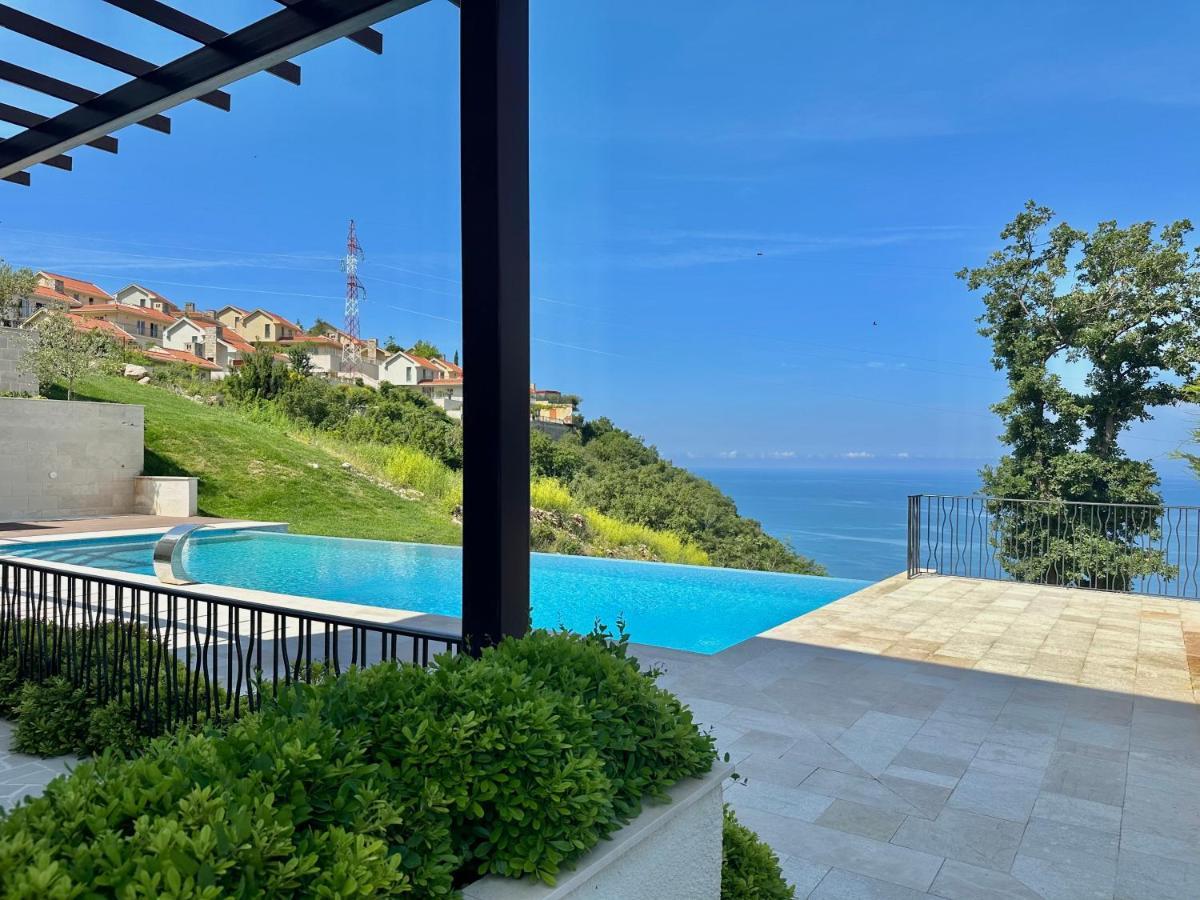 Feel The Spirit Apartment Budva Exteriör bild